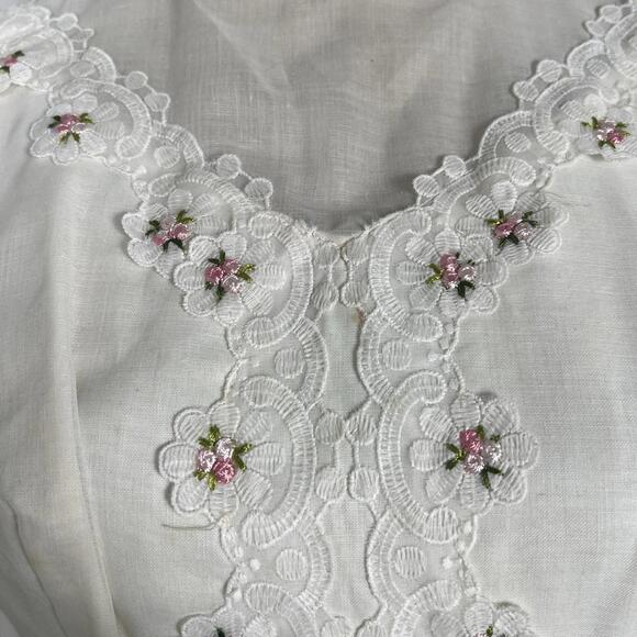 Vintage 1970's Wedding Dress White Pink Rose Details Prairie Cottage Modest - Picture 11 of 15